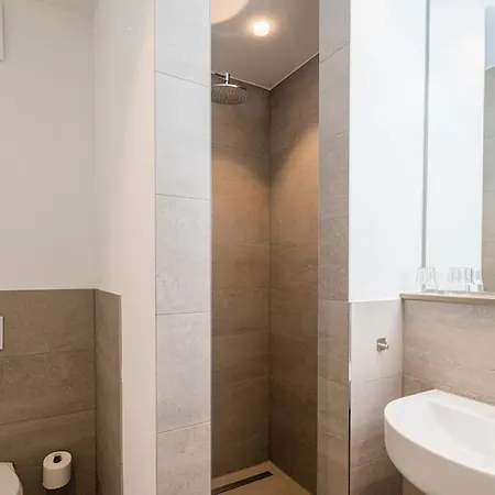 Stadthotel Lohne, Self Check-in & Entspannt Im Cafe Fruehstuecken Отель