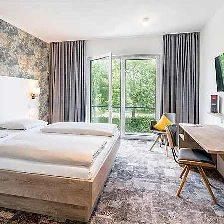 Отель Stadthotel Lohne, Self Check-in & Entspannt Im Cafe Fruehstuecken