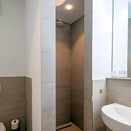 Stadthotel Lohne, Self Check-in & Entspannt Im Cafe Fruehstuecken Отель