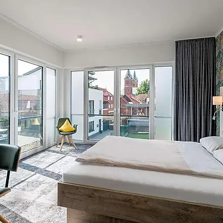 Stadthotel Lohne, Self Check-in & Entspannt Im Cafe Fruehstuecken Отель