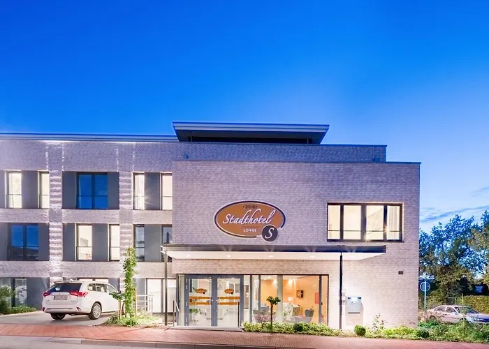 Stadthotel Lohne, Self Check-In & Entspannt Im Cafe Fruehstuecken ホテル 3*