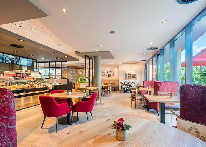 ホテル Stadthotel Lohne, Self Check-In & Entspannt Im Cafe Fruehstuecken