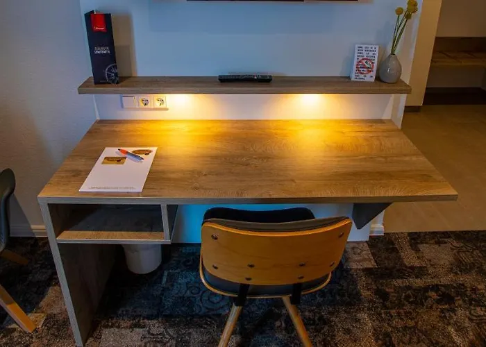 Stadthotel Lohne, Self Check-In & Entspannt Im Cafe Fruehstuecken 3* Löhne